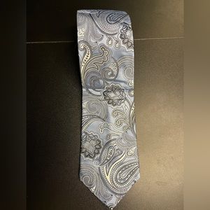 JOS A BANK Executive Collection - Men's Blue Paisley Silk‎ Tie 59"